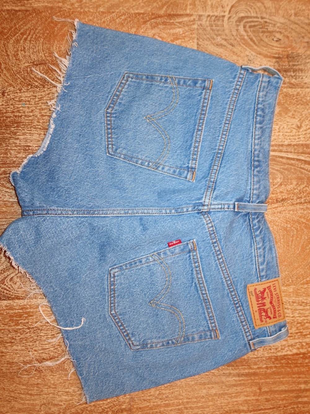 Womens Levi Shorts Size 10